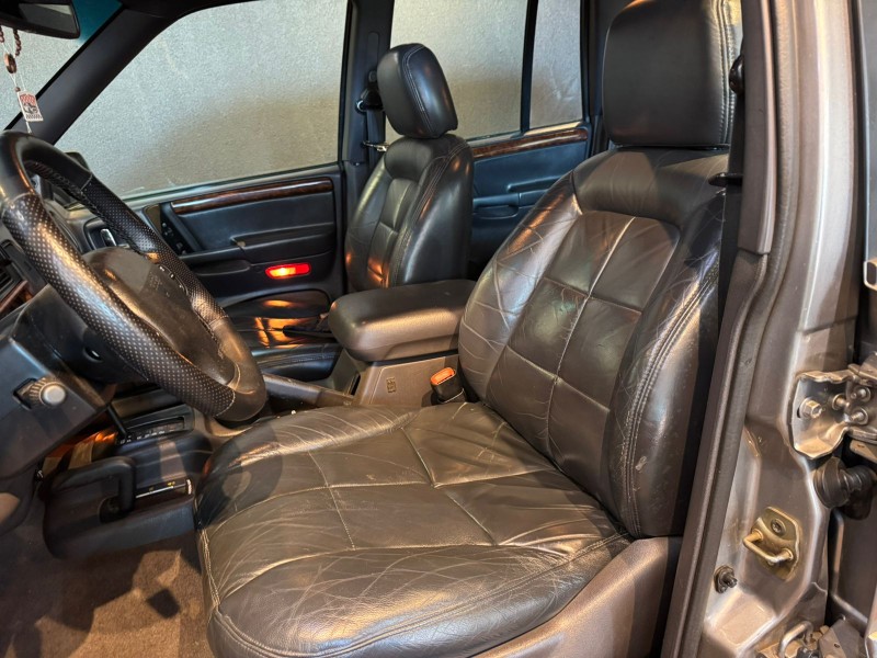 GRAND CHEROKEE 5.2 LIMITED 4X4 V8 16V GASOLINA 4P AUTOMÁTICO - 1997 - ANTôNIO PRADO
