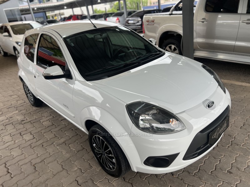 KA 1.0 MPI CLASS 8V FLEX 2P MANUAL - 2013 - BOM PRINCíPIO