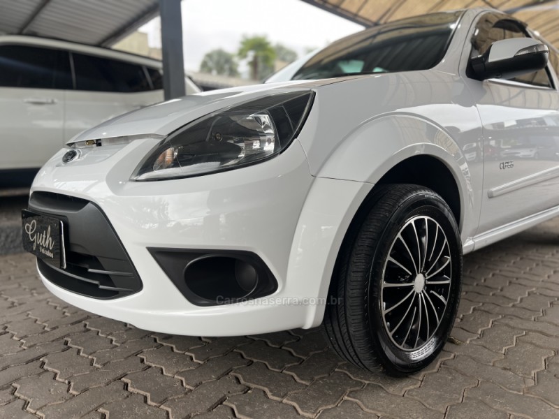 KA 1.0 MPI CLASS 8V FLEX 2P MANUAL - 2013 - BOM PRINCíPIO