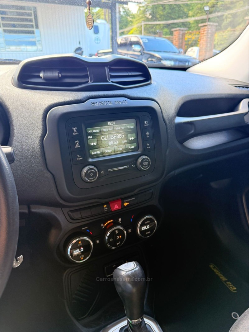 RENEGADE 1.8 16V FLEX LONGITUDE 4P AUTOMÁTICO - 2016 - CANELA