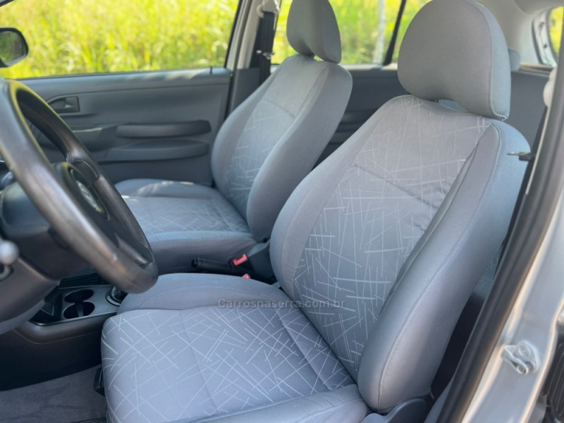 SPACEFOX 1.6 MI 8V FLEX 4P MANUAL - 2007 - DOIS IRMãOS