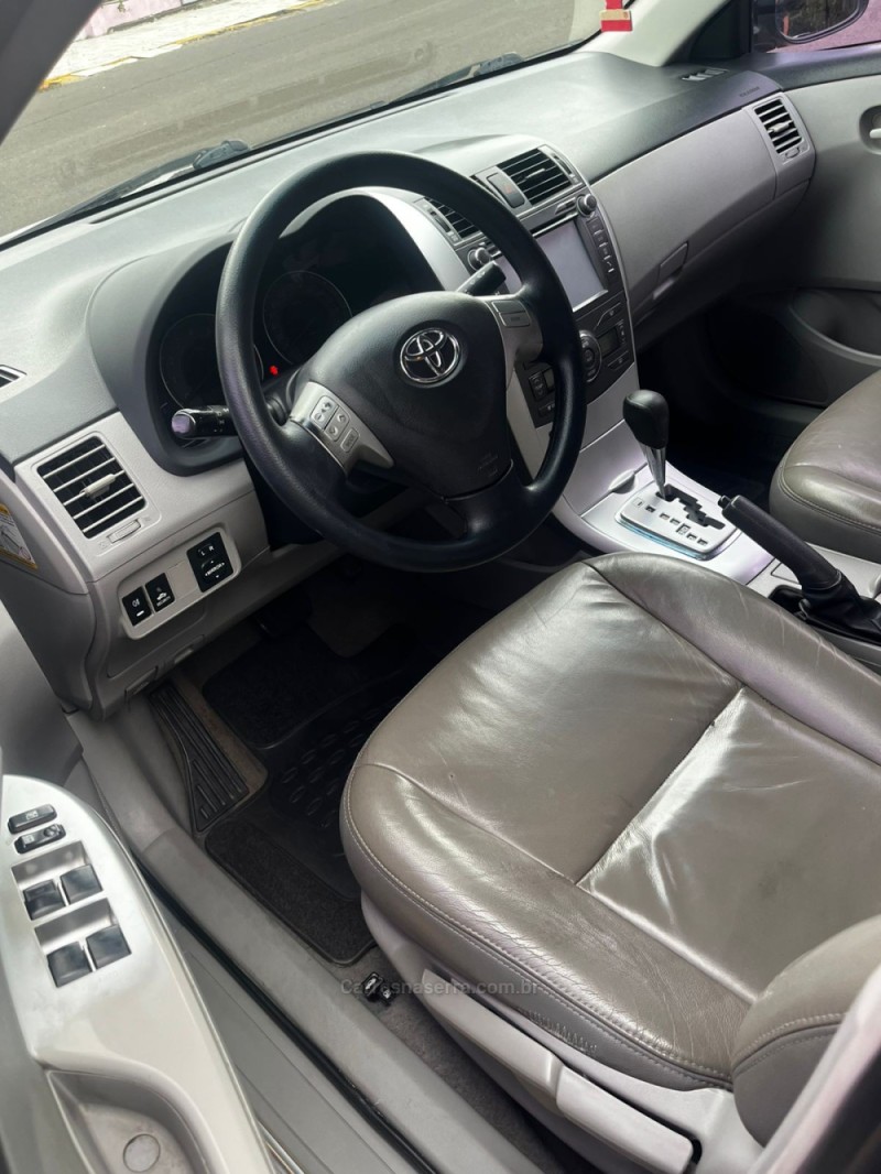 COROLLA 1.8 GLI 16V FLEX 4P AUTOMÁTICO - 2013 - CARLOS BARBOSA