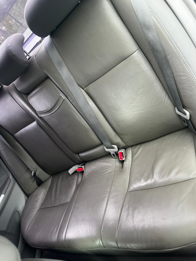 COROLLA 1.8 GLI 16V FLEX 4P AUTOMÁTICO - 2013 - CARLOS BARBOSA