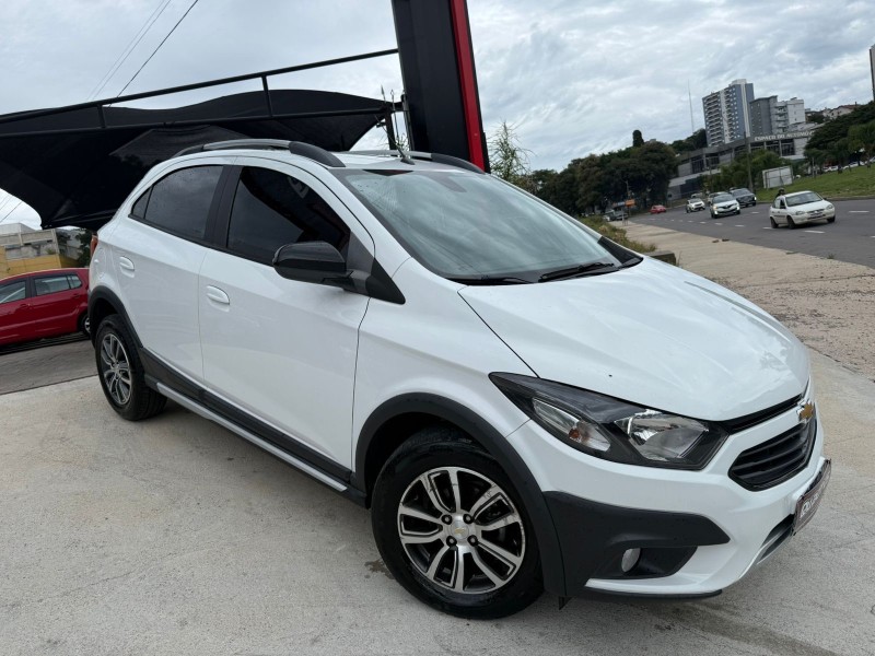 onix 1.4 mpfi activ 8v flex 4p automatico 2018 caxias do sul