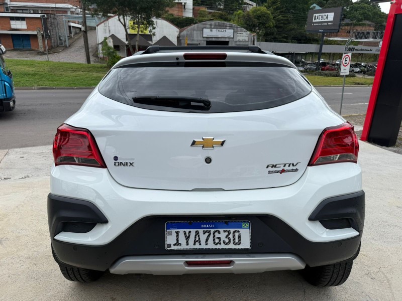 ONIX 1.4 MPFI ACTIV 8V FLEX 4P AUTOMÁTICO - 2018 - CAXIAS DO SUL