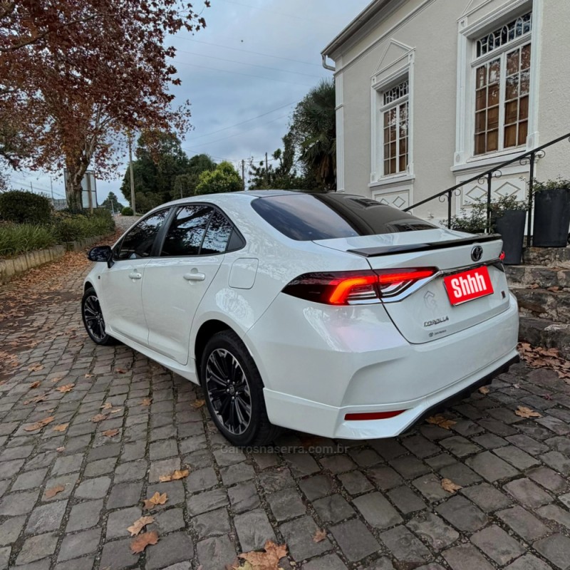 COROLLA 2.0 GR SPORT 16V FLEX 4P AUTOMÁTICO - 2022 - CAXIAS DO SUL