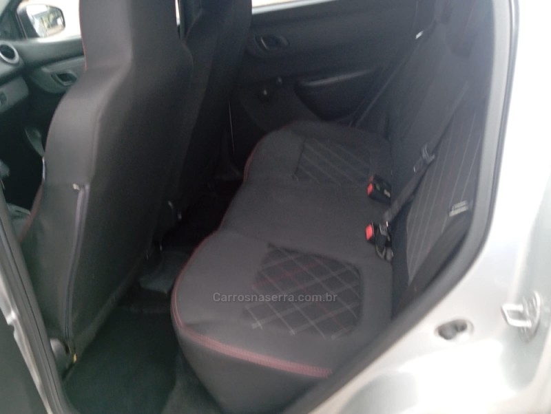 KWID 1.0 12V SCE FLEX ZEN MANUAL - 2021 - PICADA CAFé