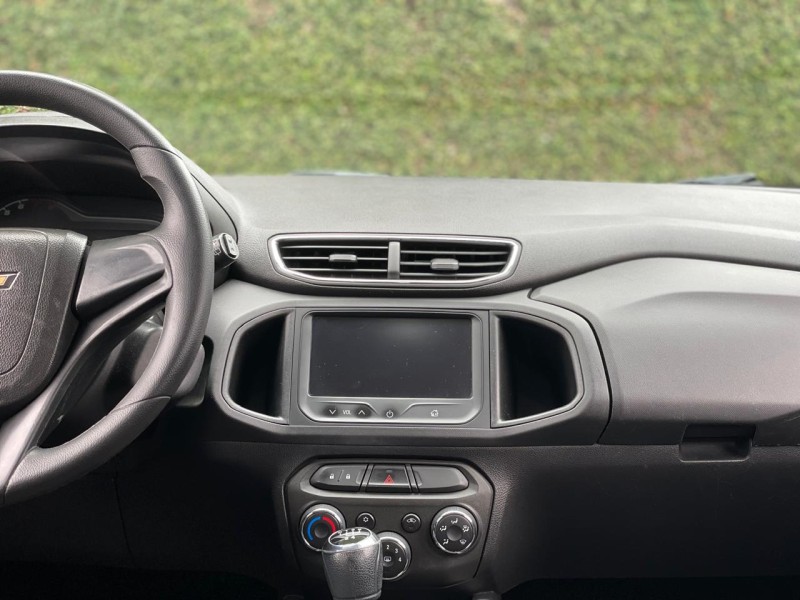 ONIX 1.4 MPFI LT 8V FLEX 4P MANUAL - 2013 - FARROUPILHA