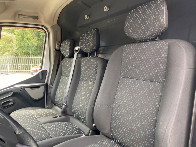 MASTER 2.3 GRAND FURGÃO L2H2 16V TURBO INTERCOOLER DIESEL 4P MANUAL - 2017 - LAJEADO