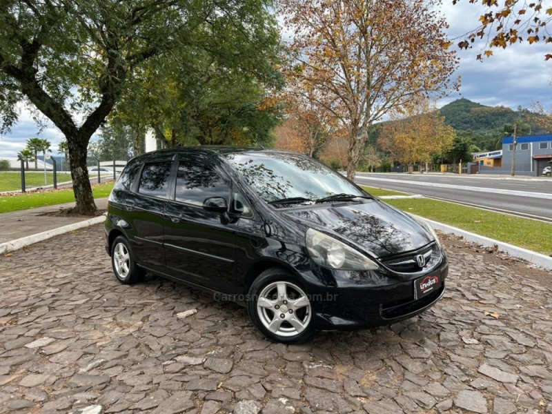 FIT 1.4 LX 8V FLEX 4P MANUAL - 2008 - DOIS IRMãOS