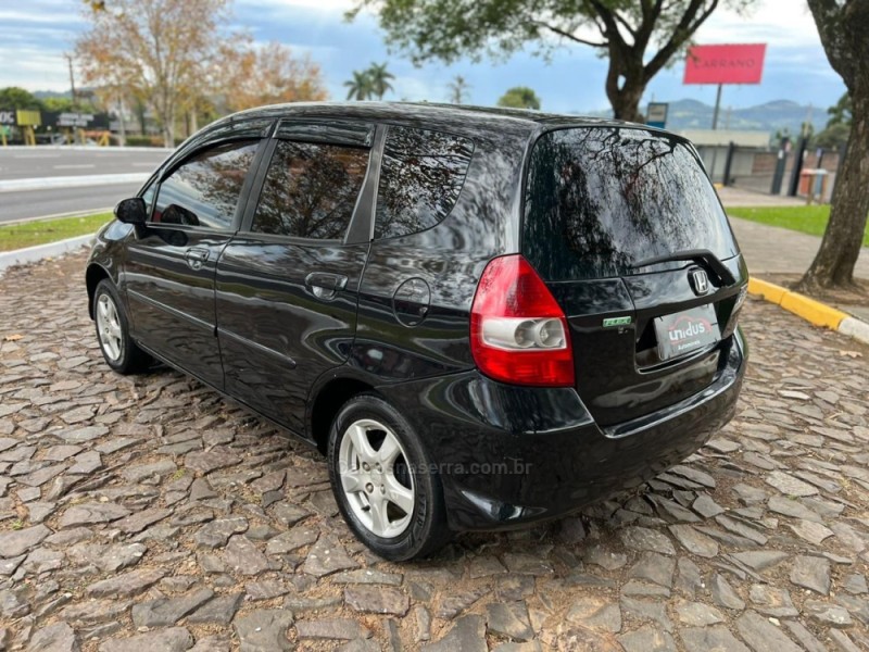 FIT 1.4 LX 8V FLEX 4P MANUAL - 2008 - DOIS IRMãOS