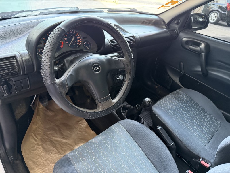 CORSA 1.6 MPFI STD CS PICK-UP 8V GASOLINA 2P MANUAL - 2003 - PORTãO