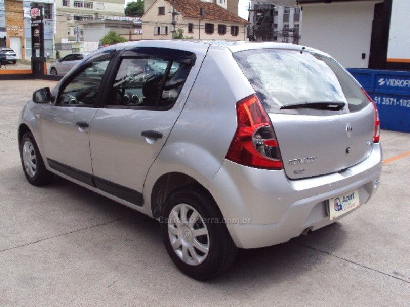 SANDERO 1.0 EXPRESSION 16V FLEX 4P MANUAL - 2011 - CAXIAS DO SUL