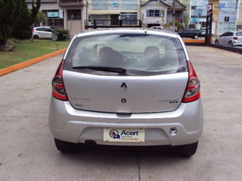 SANDERO 1.0 EXPRESSION 16V FLEX 4P MANUAL - 2011 - CAXIAS DO SUL