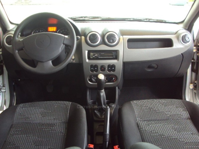 SANDERO 1.0 EXPRESSION 16V FLEX 4P MANUAL - 2011 - CAXIAS DO SUL