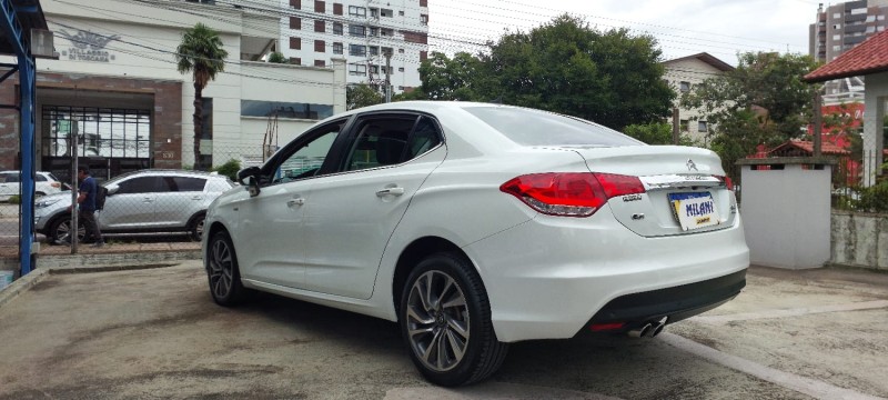 C4 LOUNGE 1.6 EXCLUSIVE 16V TURBO FLEX 4P AUTOMÁTICO - 2017 - BENTO GONçALVES