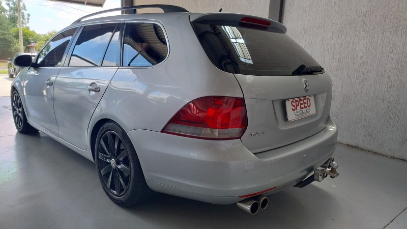 JETTA 2.5 I VARIANT 20V 170CV GASOLINA 4P TIPTRONIC - 2011 - SãO SEBASTIãO DO CAí