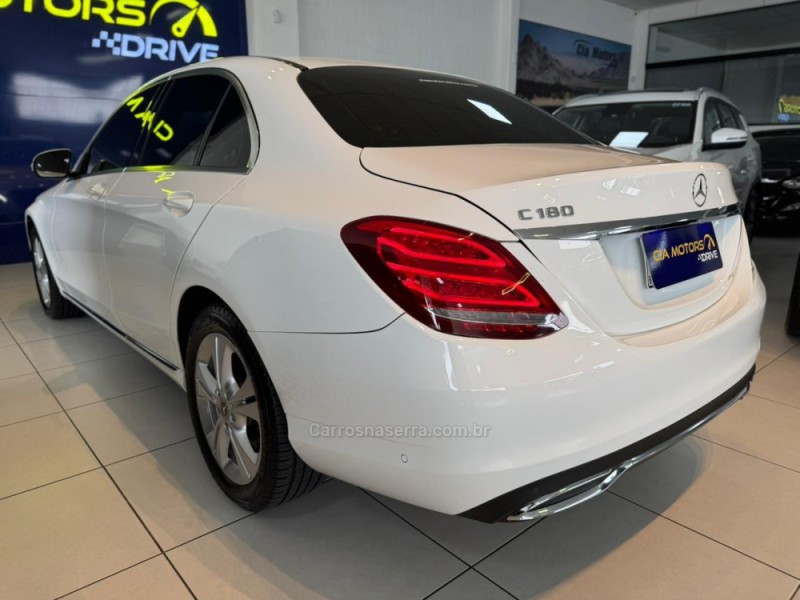 C 180 1.6 CGI AVANTGARDE 16V TURBO GASOLINA 4P AUTOMÁTICO - 2018 - SãO LEOPOLDO