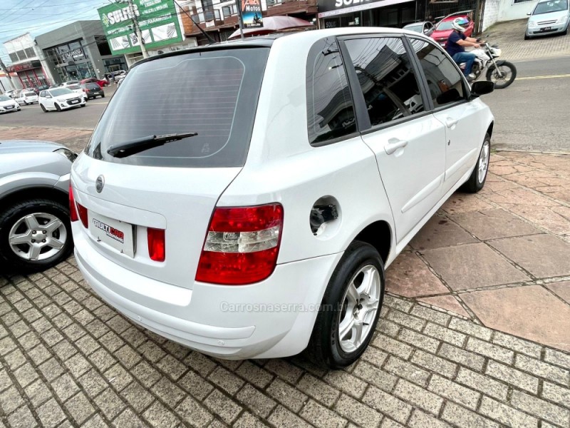 STILO 1.8 MPI 8V FLEX 4P MANUAL - 2007 - CAMPO BOM