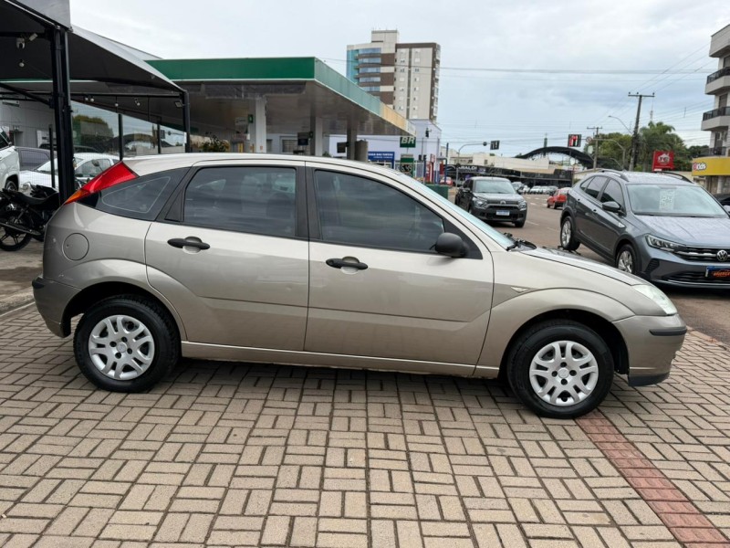 FOCUS 1.6 GL 16V FLEX 4P MANUAL - 2008 - LAGOA VERMELHA