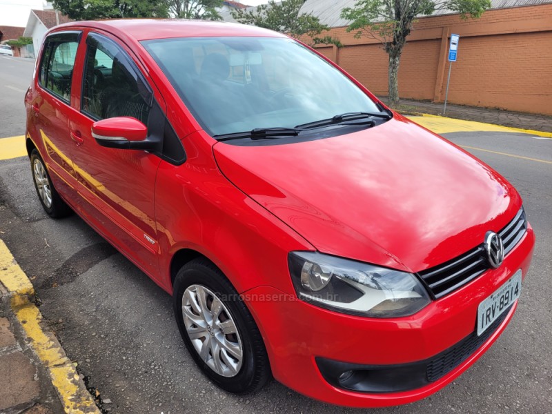 FOX 1.6 MI ITREND 8V FLEX 4P MANUAL - 2012 - FLORES DA CUNHA
