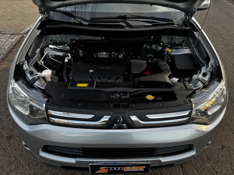 OUTLANDER 2.0 16V GASOLINA 4P AUTOMÁTICO - 2015 - DOIS IRMãOS