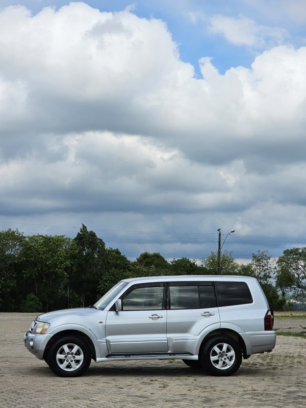 PAJERO FULL 3.2 HPE 4X4 16V TURBO INTERCOOLER DIESEL 4P AUTOMÁTICO - 2007 - ANTôNIO PRADO
