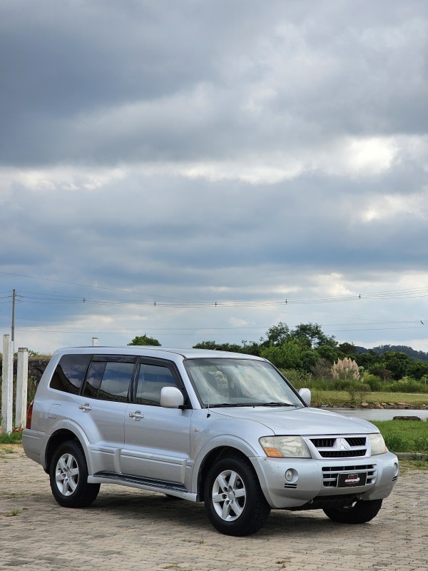 PAJERO FULL 3.2 HPE 4X4 16V TURBO INTERCOOLER DIESEL 4P AUTOMÁTICO - 2007 - ANTôNIO PRADO