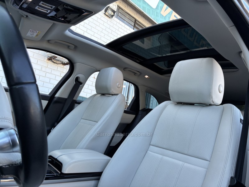 RANGE ROVER VELAR 2.0 P250 GASOLINA R-DYNAMIC HSE AUTOMÁTICO - 2018 - VENâNCIO AIRES