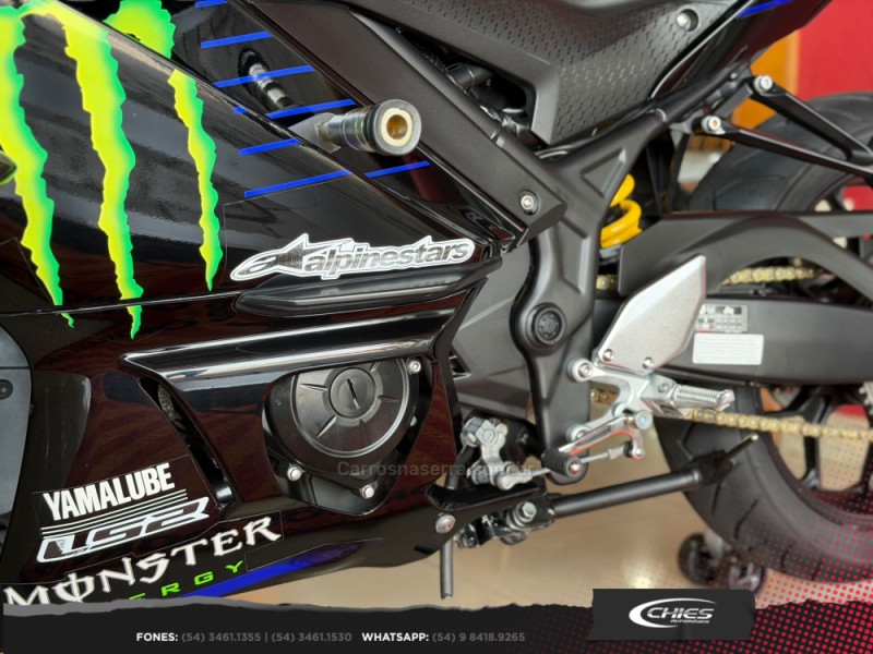 YZF R3 MONSTER - 2022 - CARLOS BARBOSA