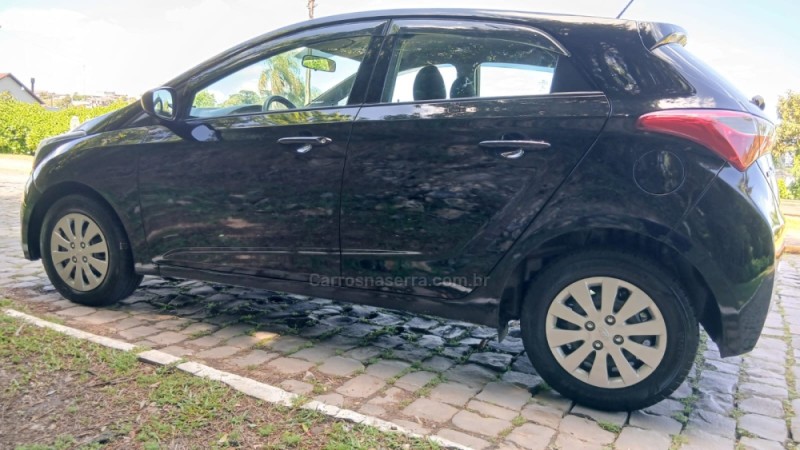 HB20 1.6 COMFORT STYLE 16V FLEX 4P MANUAL - 2015 - BENTO GONçALVES