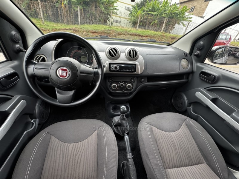 UNO 1.0 WAY 8V FLEX 4P MANUAL - 2014 - FELIZ