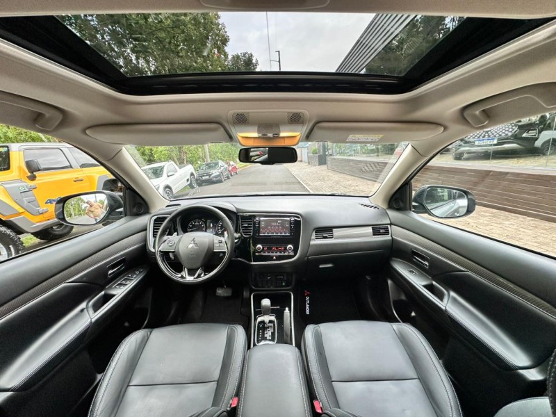 OUTLANDER 2.0 HPE 4X4 MIVEC SPORT FLEX 4P AUTOMÁTICO - 2021 - DOIS IRMãOS