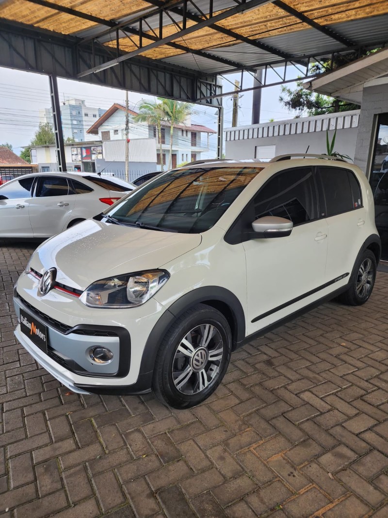 UP 1.0 TSI CROSS 12V FLEX 4P MANUAL - 2018 - CAXIAS DO SUL