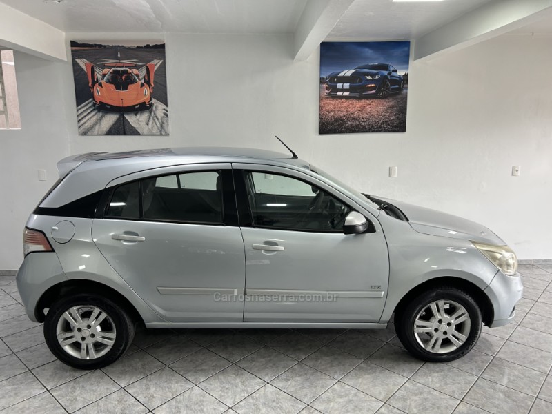 AGILE 1.4 MPFI LTZ 8V FLEX 4P MANUAL - 2011 - NOVA PRATA