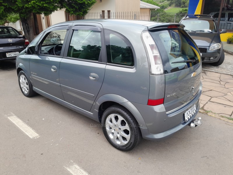 MERIVA 1.4 MPFI COLLECTION 8V ECONO.FLEX 4P MANUAL - 2012 - NOVA PRATA