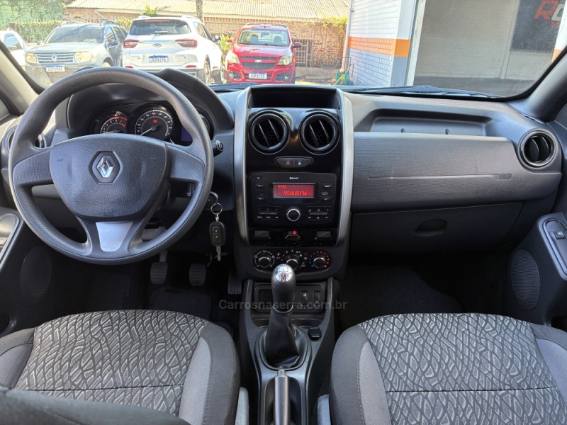 DUSTER 1.6 EXPRESSION 4X2 16V FLEX 4P MANUAL - 2020 - VENâNCIO AIRES