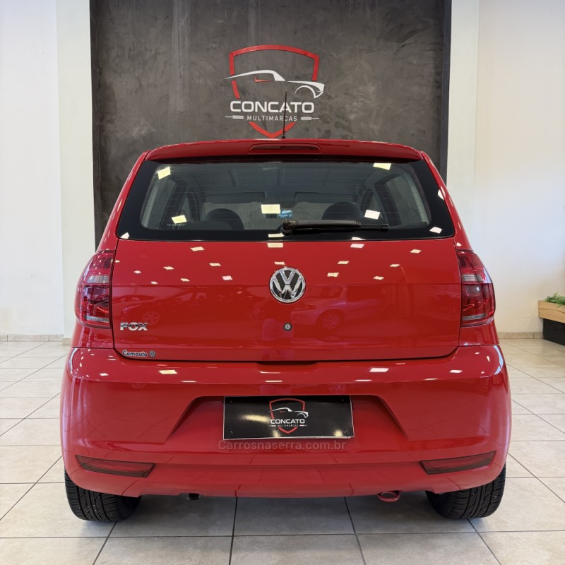 FOX 1.0 MI TREND 8V FLEX 4P MANUAL - 2012 - FARROUPILHA