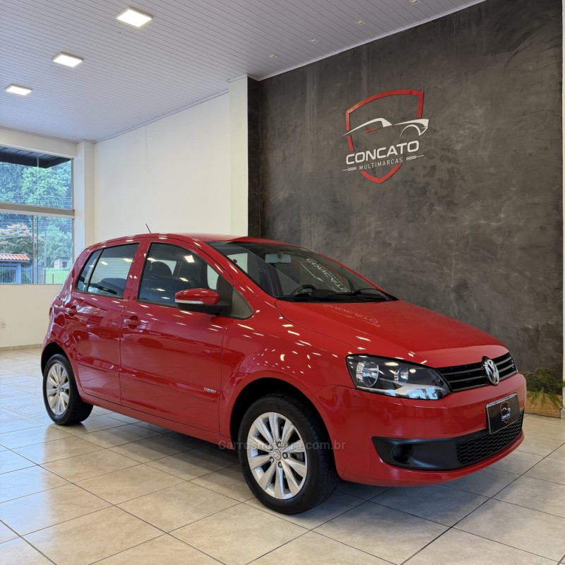 FOX 1.0 MI TREND 8V FLEX 4P MANUAL - 2012 - FARROUPILHA