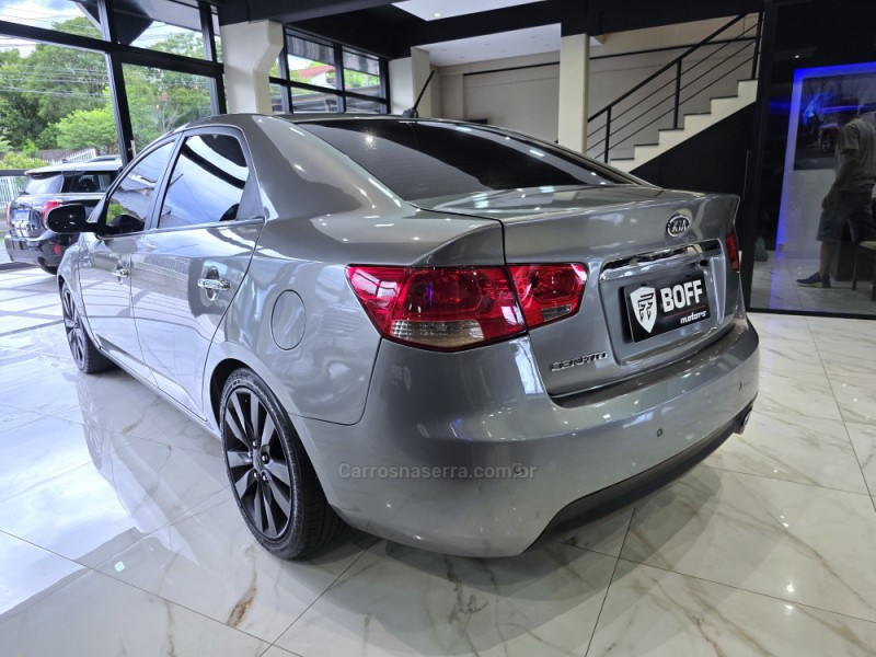 CERATO 1.6 SX3 16V FLEX 4P AUTOMÁTICO - 2011 - CAXIAS DO SUL