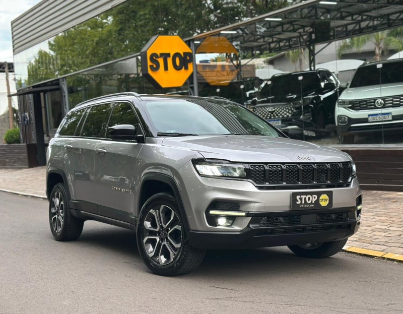 COMMANDER 2.0 LIMITED T380 16V 4X4 TURBO DIESEL 4P AUTOMÁTICO - 2023 - DOIS IRMãOS