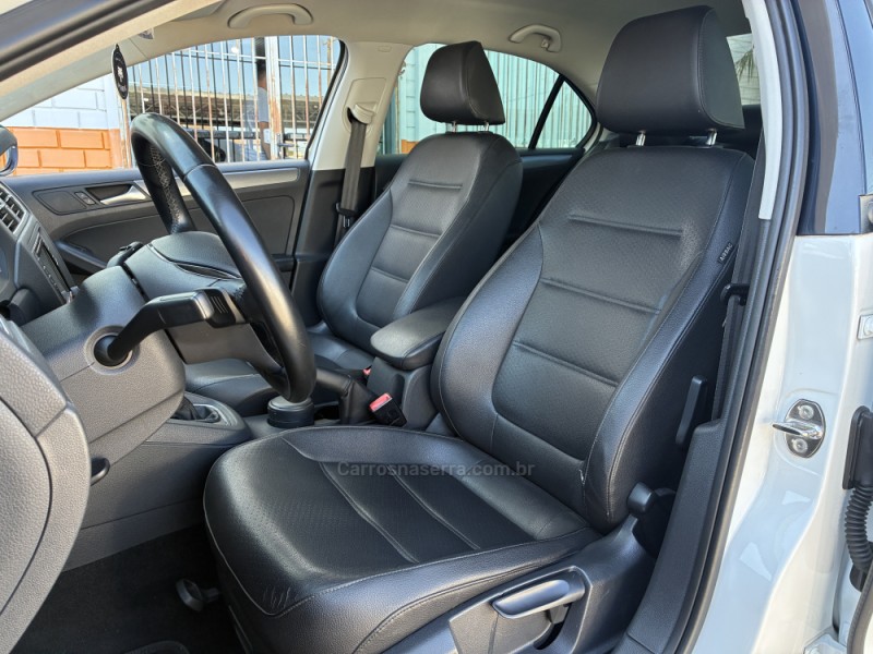 JETTA 1.4 16V TSI COMFORTLINE FLEX 4P TIPTRONIC - 2016 - VENâNCIO AIRES