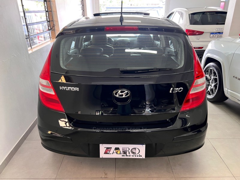 I30 2.0 MPI 16V GASOLINA 4P AUTOMÁTICO - 2011 - CARLOS BARBOSA