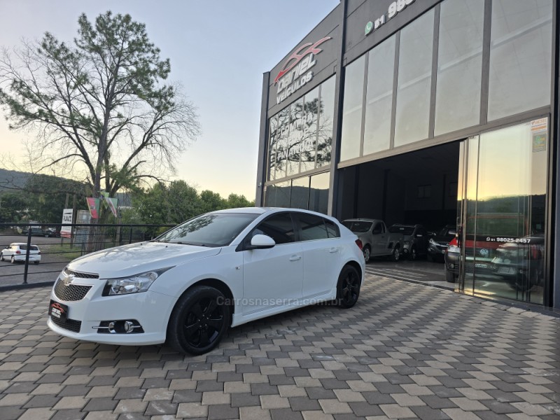 CRUZE 1.8 LT 16V FLEX 4P AUTOMÁTICO