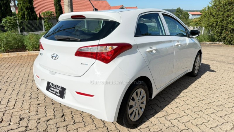 HB20 1.0 COMFORT 12V FLEX 4P MANUAL - 2015 - DOIS IRMãOS