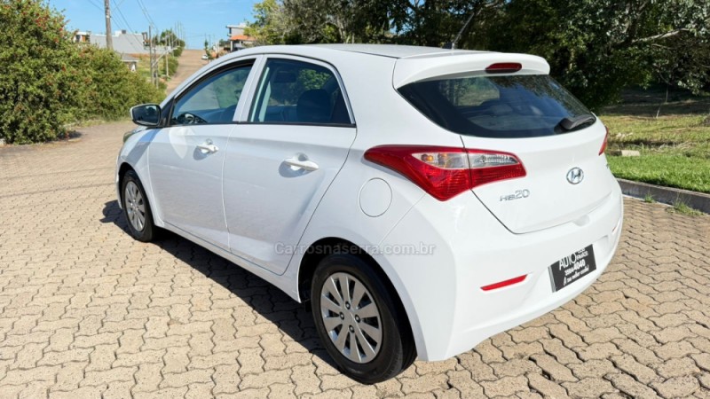 HB20 1.0 COMFORT 12V FLEX 4P MANUAL - 2015 - DOIS IRMãOS