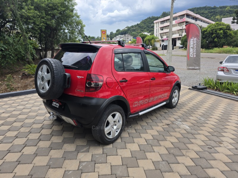 CROSSFOX 1.6 MI FLEX 8V 4P MANUAL - 2009 - ENCANTADO