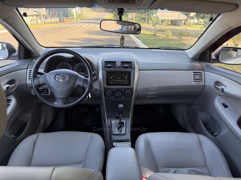 COROLLA 1.8 XLI 16V FLEX 4P AUTOMÁTICO - 2009 - VACARIA
