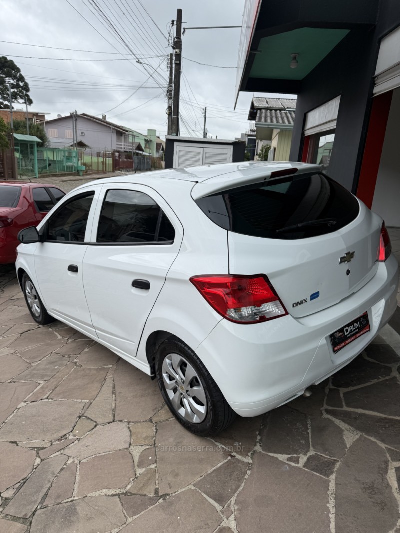 ONIX 1.0 JOY 8V FLEX 4P MANUAL - 2018 - CAXIAS DO SUL