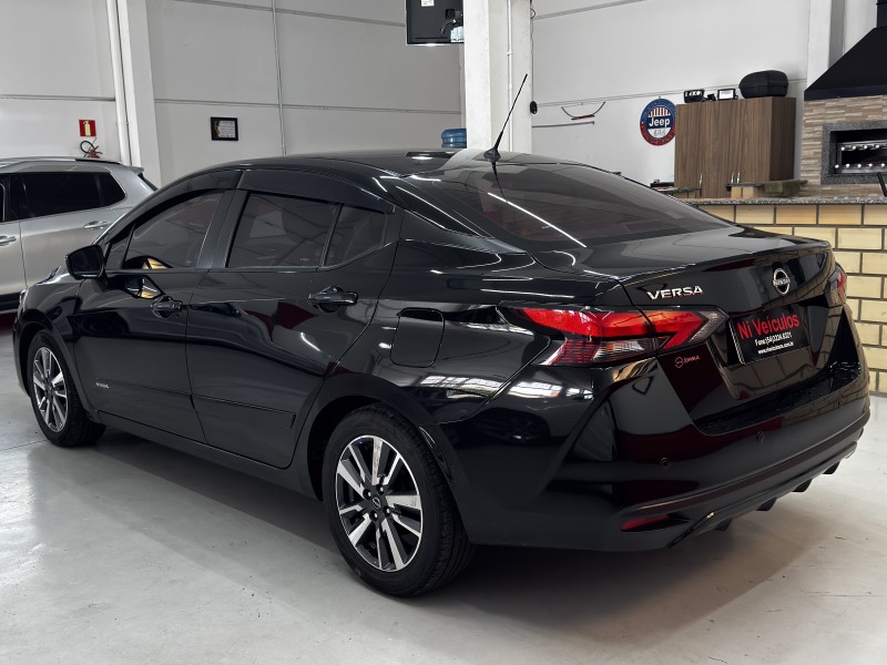 VERSA 1.6 ADVANCE 16V FLEX 4P AUTOMÁTICO - 2024 - CAXIAS DO SUL